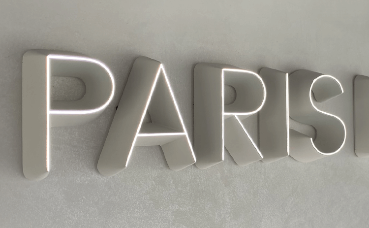 石の素材のサイン